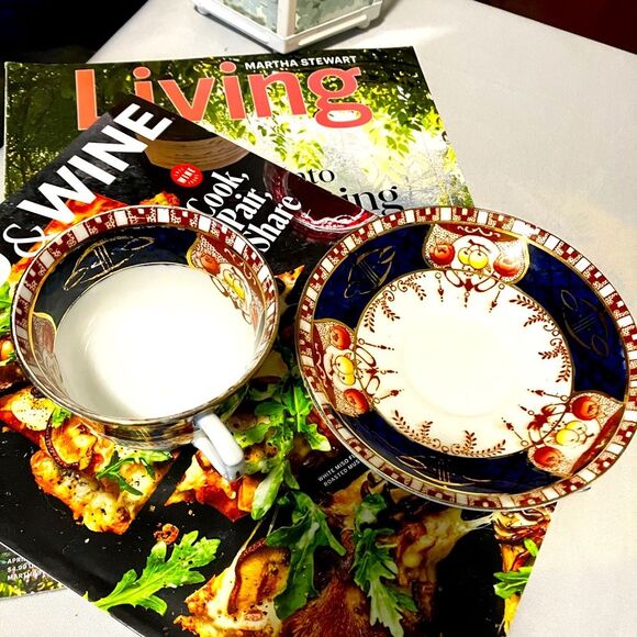 Antique Royal Vale Colclough Imari Cup and Saucer, made in Longton, England. - Picture 2 of 16